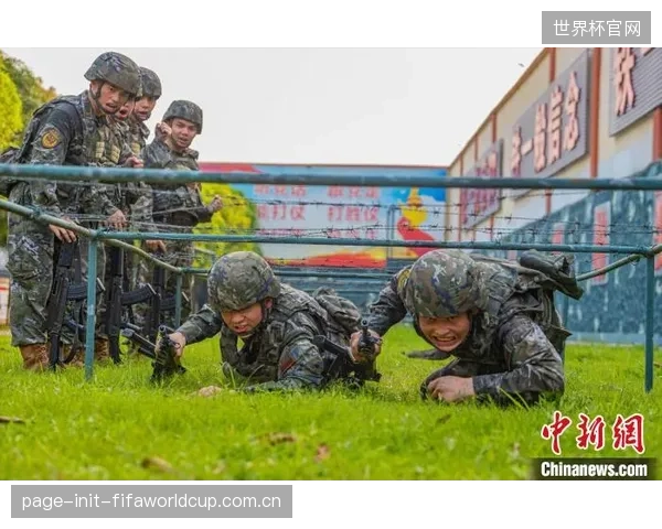 五换人规则将是乌兹别克斯坦弥补其高位压迫战术末段体能短板的关键。 五换人规则将是乌兹别克斯坦弥补其高位压迫战术末段体能短板的关键。
